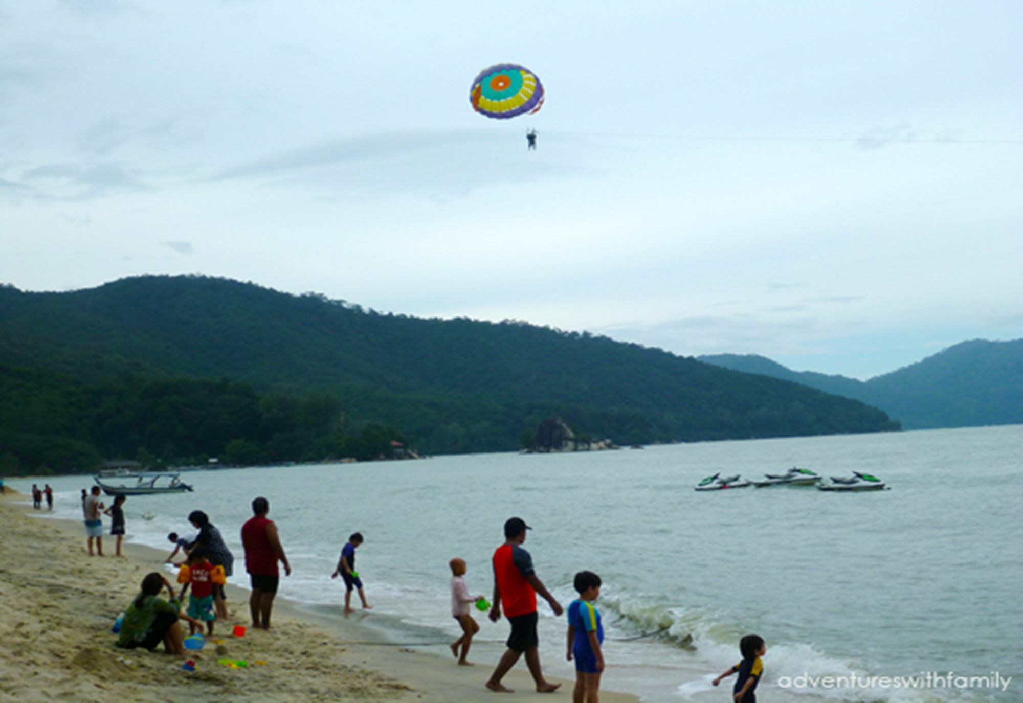 Pinang Beach Apartment @ Bayu Emas Бату-Ферринги Экстерьер фото